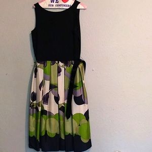 A flower dress that comes with a  leather belt